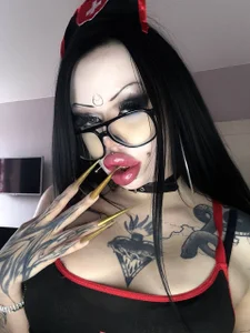 SexmetalGoddess Public Pic 4