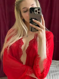 ChanelGlow Fiery day Billede 3