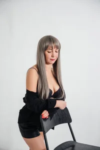 A bit more me od LauraClarck  3 snímek