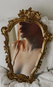 Bethory Mirror me صورة واحدة|Bethory Mirror me صورتان|Bethory Mirror me  2 صور|Bethory Mirror me  2 صورة