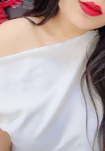 Anamika_24 Public Pic 3