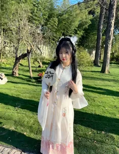 Onefiona 娜娜酱~ Hình