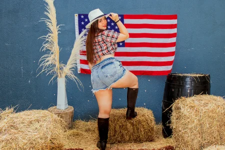 Sabrina_Lennox God bless America 💖💙🤍 صورة واحدة|Sabrina_Lennox God bless America  💖💙🤍 صورتان|Sabrina_Lennox God bless America 💖💙🤍  2 صور|Sabrina_Lennox God bless America 💖💙🤍  2 صورة