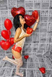 DO YOU WANT TO BE MY VALENTINE? 🌹😘 de princequinn_  4 Imagens