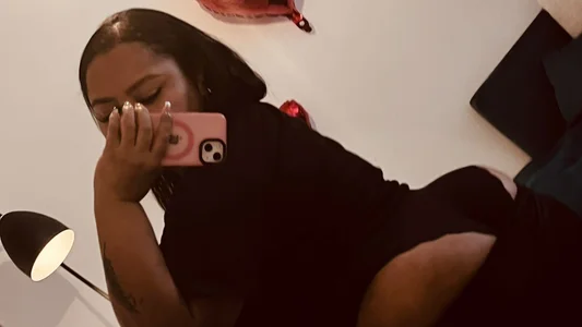 yanza2002 Different day 🌹🌹 Pic 3