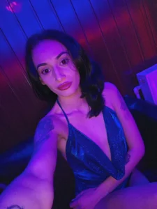 RubyHazells XXX nøgenfoto 4