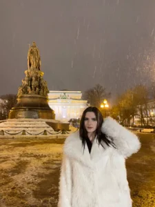 AnitaFly: Public ( 2 фото)