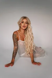 XBarbieBabeXのBlondie godnessの枚の写真