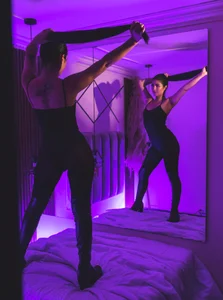 lunaalynch perfection 👄🍒🌸😈 slika