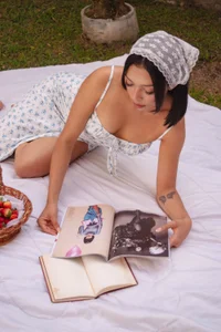 selene_phmoonのWanna go pick strawberries?🍓の 4枚の写真