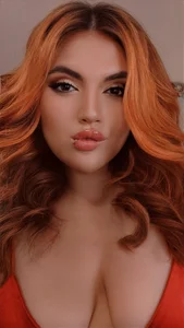 They say that deep looks captivate de becca_diamond  6 Imagens