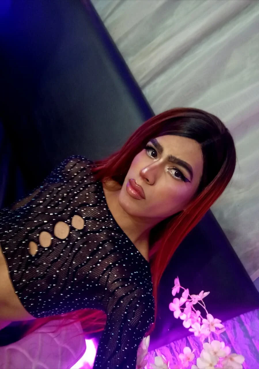 Adaline_leon Trending Plaatje 1987