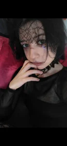 AnneAvelinの🖤Halloween week continues🖤の枚の写真