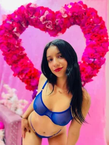 ChloeRosey 🌸🌸🌸 Pic