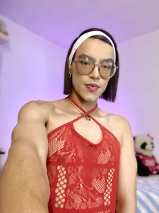 melissa_hot21 In red รูป 