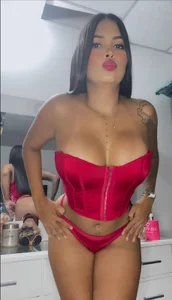 Bella_Kataleya Public Pic 2