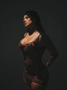 GeorginaMontclair 🐆🖤  3টি ছবি