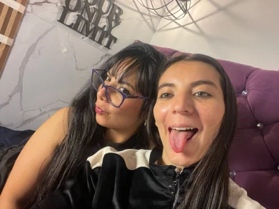 Valkiria-and-Dioneのwe are the best❤️😍の 3枚の写真