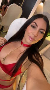 Intense and passionate like this color❤️ de yourmagic_venus Foto 2