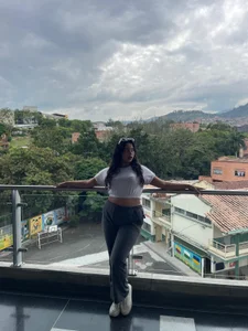 Diana_Lark Public Immagine  5