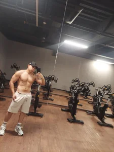 Cris_Kane Public 圖片