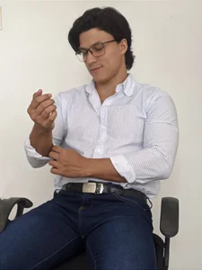 Hi de Balruk  2 photos