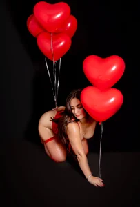 anany__ ❤️‍🔥 Valentine's Temptation Foto 2