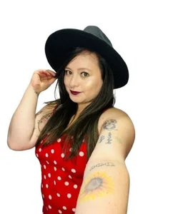 Amelie_Fontaine: Public ( фото)