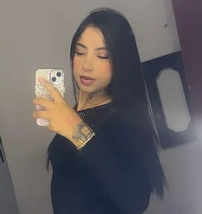 zoegreys Public Pic 3