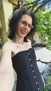 👑❤️Hinter den Kulissen 👑❤️ de chillimonia  2 photos