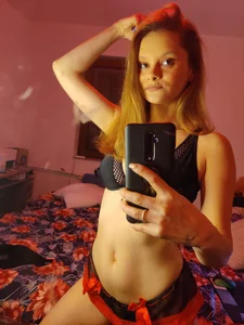 RubyRuxy Public Pic 9