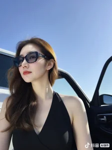 Xinxin-7771 Public Pic 3