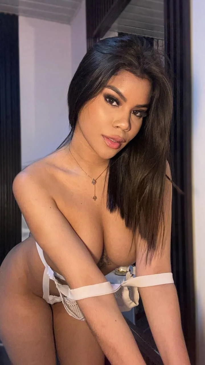 MiaSkylar 님의 트렌드 중인 사진  1179개