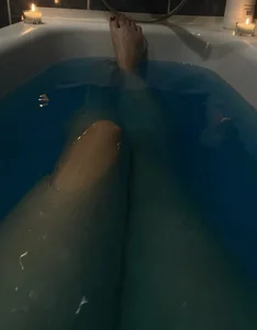 relaxation of a hot student de KarinaJack  3 Imagens