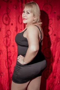 VivianamMilf: New Session ( 5 фото)