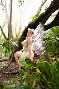 TinaMercier Careful… This Fairy Casts Spells 🪄  🧚🏻🌸 Foto 5
