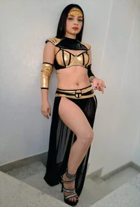 Sophie_LittleS Obey your queen. Happy Halloween Pic 3