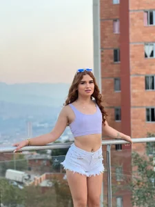 A LITTLE CASUAL de Sofia_Girl_  2 photos