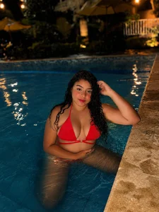 april_keith4 day of fucking in the pool Pic 3