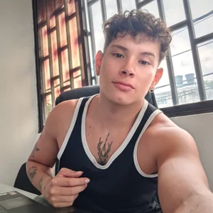 Daniel_Evans1 KISS ME 💋✨ Pic 4