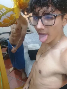 tim_cooper I just got out of the bathroom, my loves :3 Billede 2