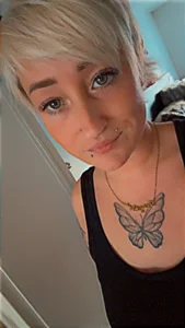 Bigboobiegirl90's photo