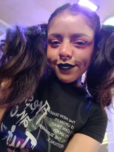 ivannabellini horny ivanna💜💜 Pic 4