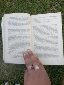 MihaCarther A quiet afternoon with naughty thoughts between the lines รูป  2