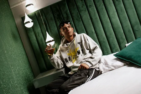 We can have a pleasant moment together de andrewcoopper1 Foto 4