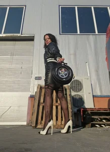 Lissabeta Leather sexy Immagine  8