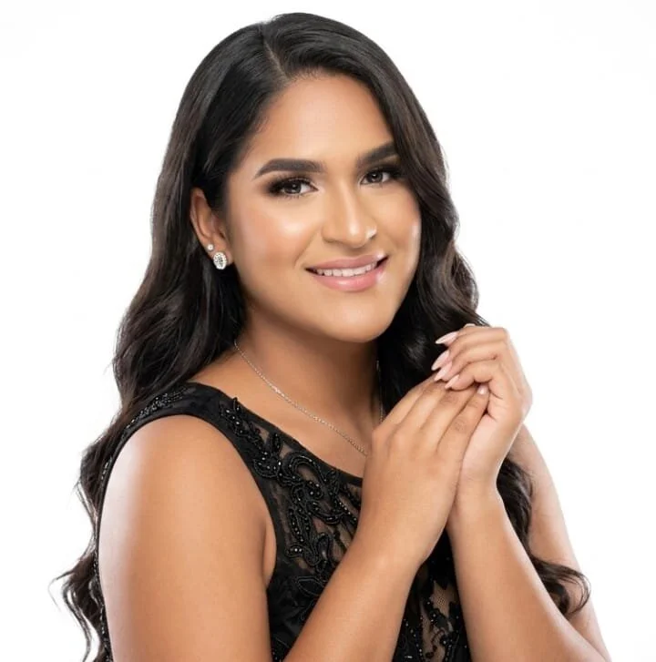 Foto  7970 de Valentina-Nova- – em alta