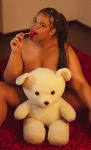 Public de IsaSalvatore  4 Imagens