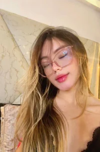 Abril_valen You have no idea what you do to me Bilde