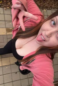 sophie_pie Public Pic 2